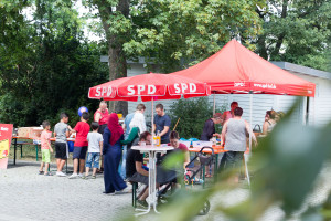 Spielplatzfest an der Sophienschule - Verkaufsstand